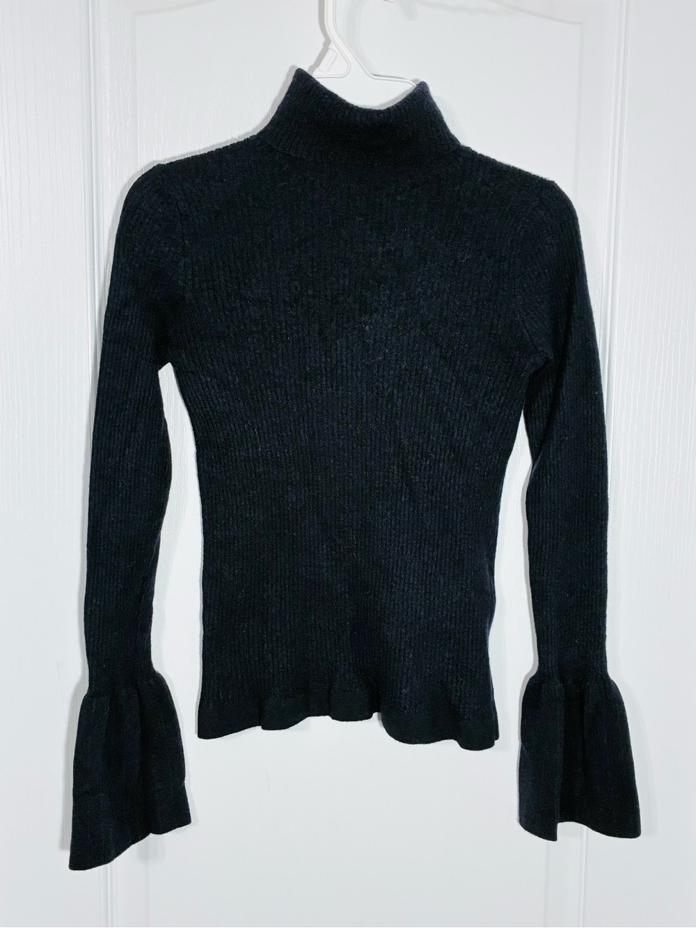 Ann Taylor 100% Merino Wool Bell Sleeve Ribbed Turtleneck Sweater Navy Small